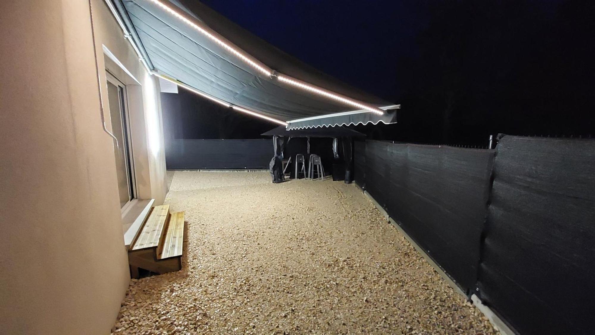 Maison Neuve Proche Station De Ski, 10 Couchages, Tout Confort Granieu Zimmer foto